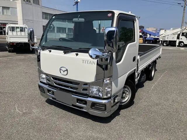 マツダ タイタン 小型 平ボディ 2RG-LHR88A R3 の中古トラック【車両No.166220】