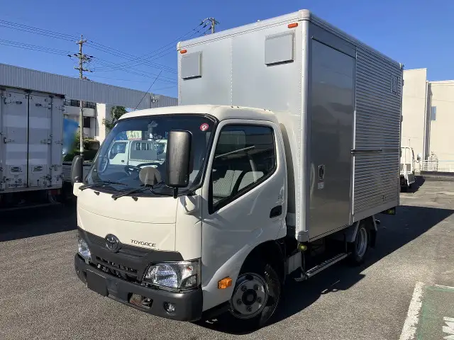 トヨタ トヨエース 小型 アルミバン サイドドア TPG-XZC605 の中古トラック【車両No.166551】