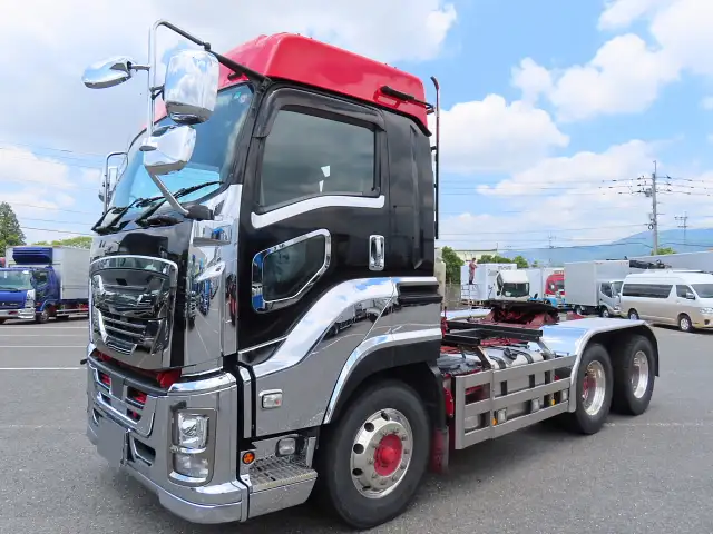 いすゞ ギガ 大型 トラクター ハイルーフ 2デフ の中古トラック【車両No.166592】