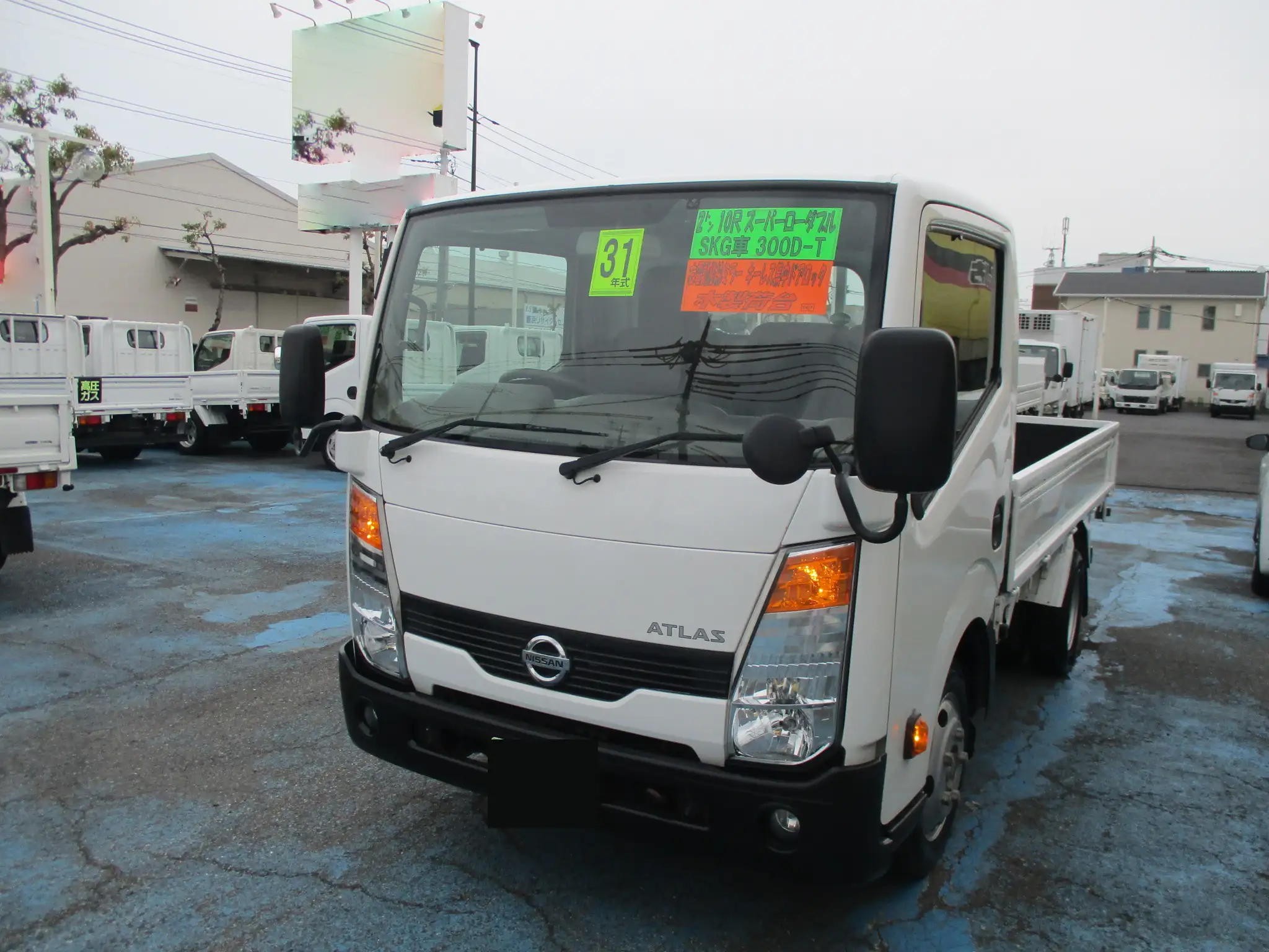 日産 アトラス 小型 平ボディ SKG-TZ2F24 H31/R1 の中古トラック【車両No.166724】