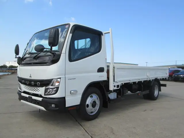 三菱 キャンター 小型 平ボディ 2RG-FEAV0 R5 の中古トラック【車両No.166789】