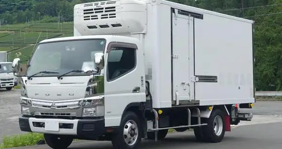 三菱 キャンター 小型 冷凍冷蔵 低温 パワーゲート の中古トラック【車両No.167089】