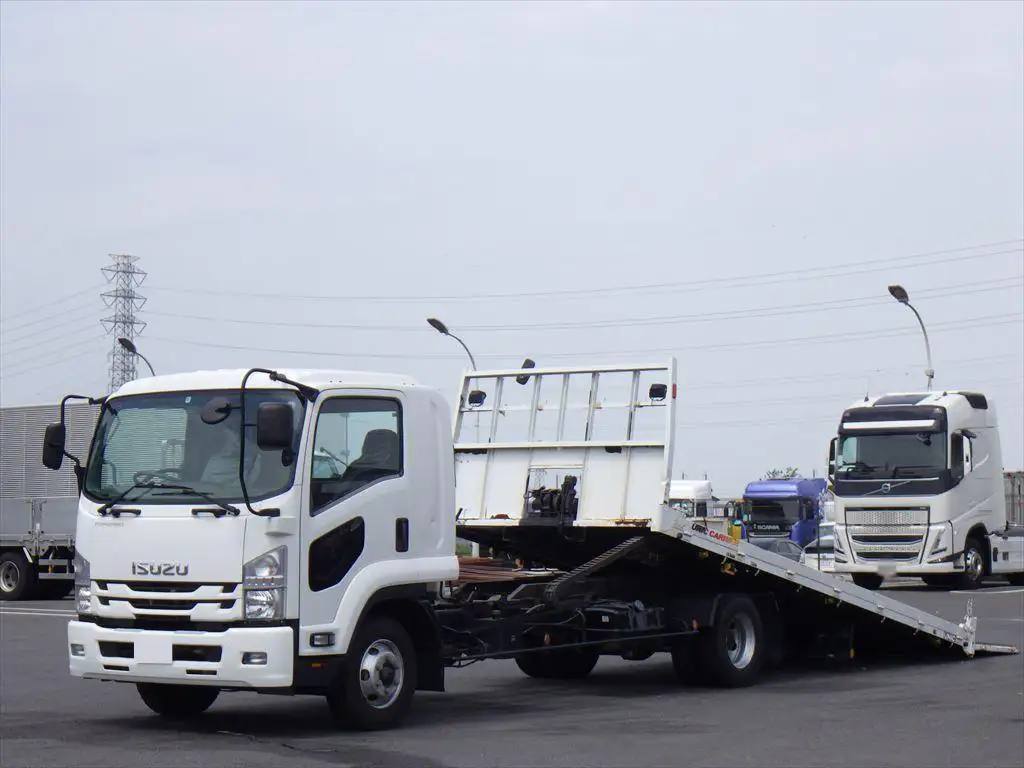 いすゞ フォワード 中型/増トン 車両重機運搬 ラジコン ウインチ の中古トラック【車両No.168435】