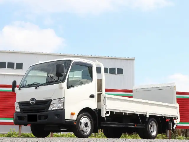 日野 デュトロ 小型 平ボディ パワーゲート TKG-XZU710M の中古トラック【車両No.168587】