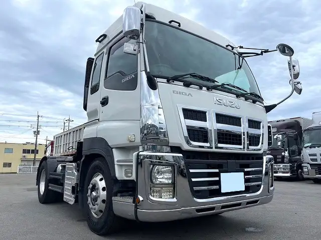 いすゞ ギガ 大型 トラクター ハイルーフ 1デフ の中古トラック【車両No.168521】