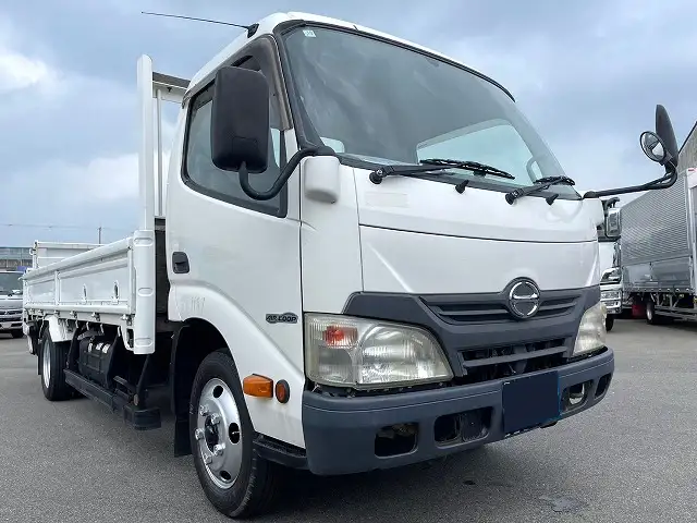 日野 デュトロ 小型 平ボディ パワーゲート SKG-XZC655M の中古トラック【車両No.169423】