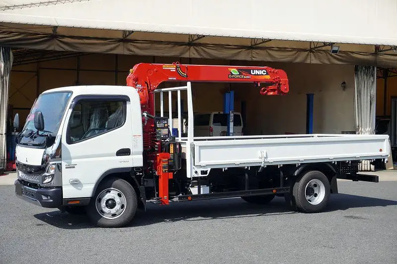 三菱 キャンター 小型 クレーン付 4段 ラジコン の中古トラック【車両No.169618】