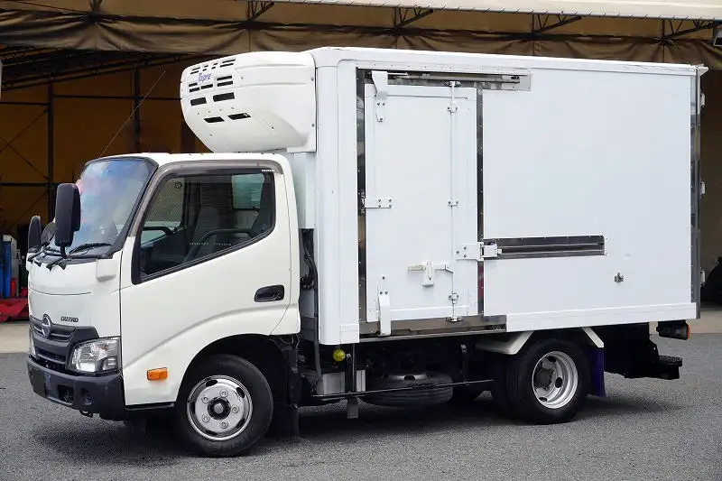 日野 デュトロ 小型 冷凍冷蔵 低温 2室 の中古トラック【車両No.169632】