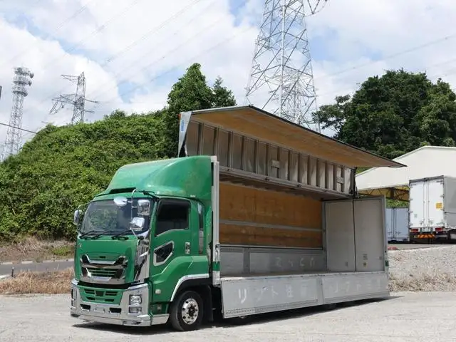 いすゞ ギガ 大型 ウイング エアサス ベッド の中古トラック【車両No.171547】