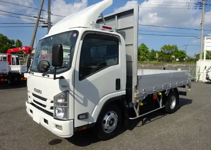 いすゞ エルフ 小型 平ボディ 床鉄板 アルミブロック の中古トラック【車両No.171427】