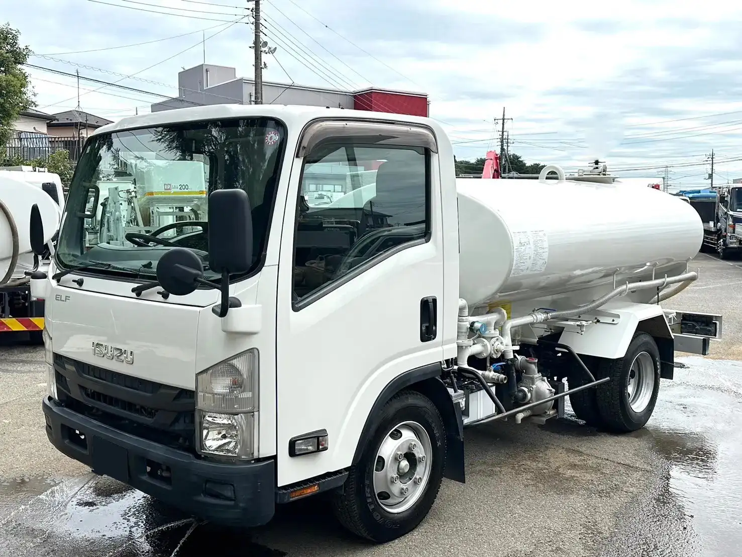 いすゞ エルフ 小型 タンク車 散水車 TPG-NPR85N の中古トラック【車両No.171970】