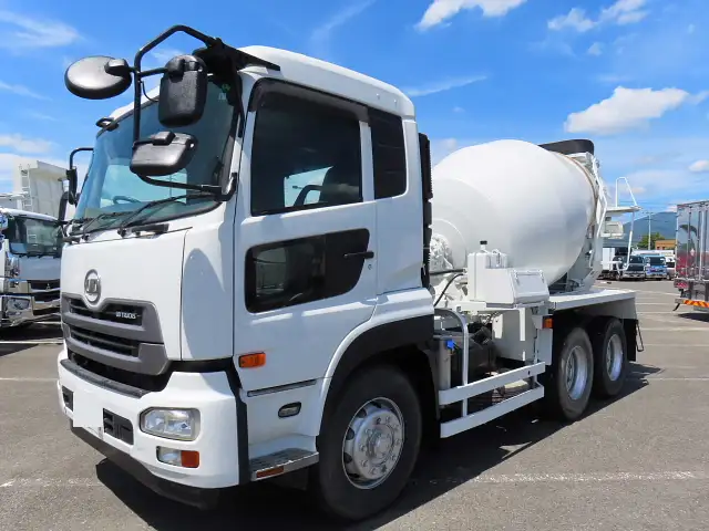 日産UD クオン 大型 ミキサー・ポンプ ベッド QKG-CW5XL の中古トラック【車両No.171875】