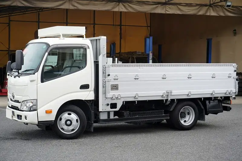 トヨタ ダイナ 小型 平ボディ 床鉄板 アルミブロック の中古トラック【車両No.172213】