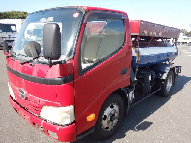 日野 デュトロ 小型 タンク車 バキューム BKG-XZU304M の中古トラック【車両No.173186】