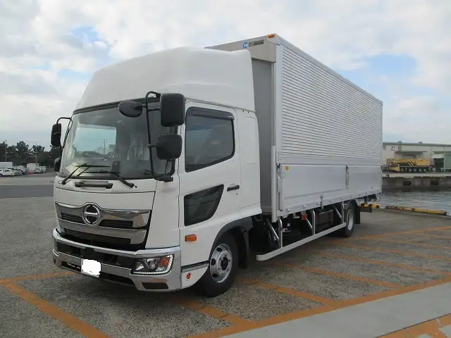 日野 レンジャー 中型/増トン ウイング エアサス ベッド の中古トラック【車両No.173701】