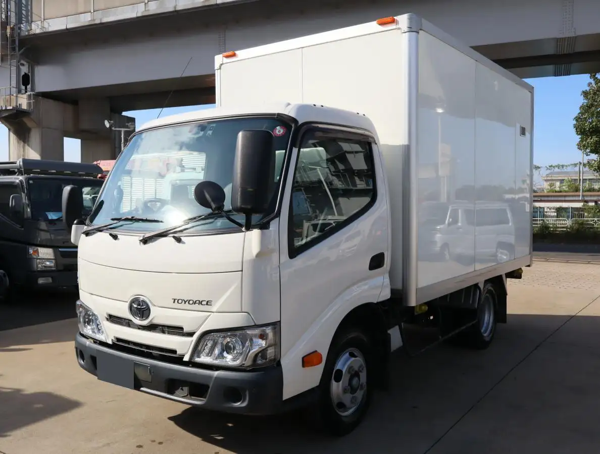 トヨタ トヨエース 小型 アルミバン シャッター式 2RG-XZU605 の中古トラック【車両No.173824】