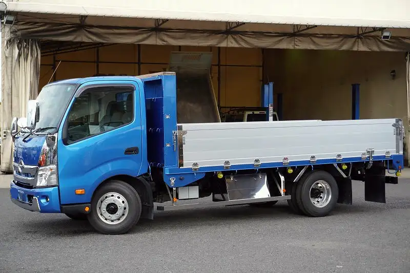 日野 デュトロ 小型 平ボディ 床鉄板 アルミブロック の中古トラック【車両No.173901】