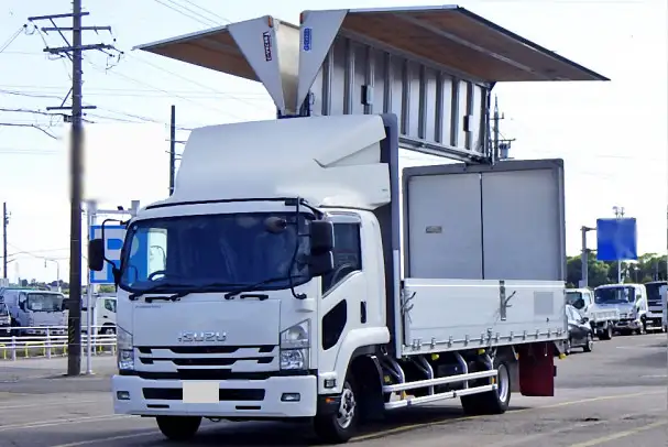 いすゞ フォワード 中型/増トン ウイング 床鉄板 ベッド の中古トラック【車両No.173999】