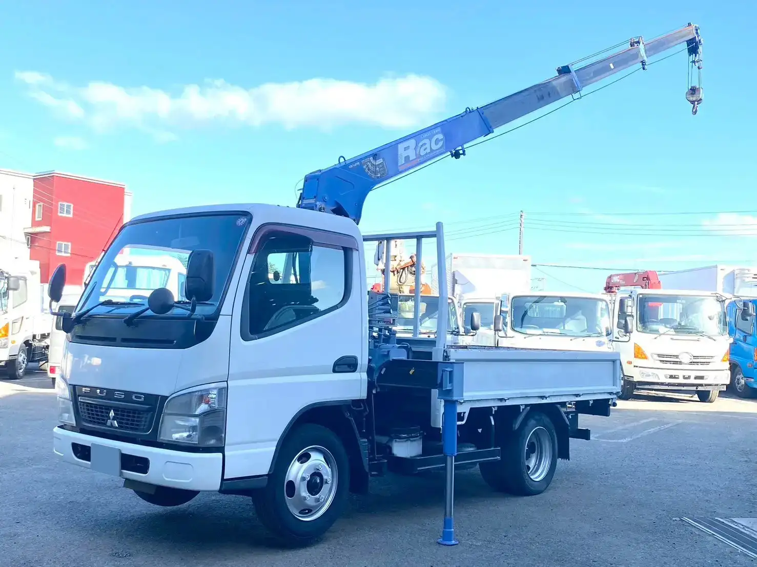 三菱 キャンター 小型 クレーン付 床鉄板 4段 の中古トラック【車両No.174101】