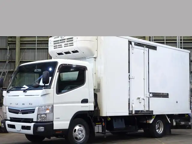 三菱 キャンター 小型 冷凍冷蔵 低温 パワーゲート の中古トラック【車両No.174889】