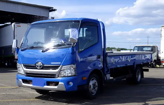 トヨタ トヨエース 小型 平ボディ TKG-XZU710 H28 の中古トラック【車両No.175127】