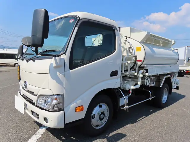 日野 デュトロ 小型 タンク車 ローリー 2RG-XZU600E の中古トラック【車両No.175383】