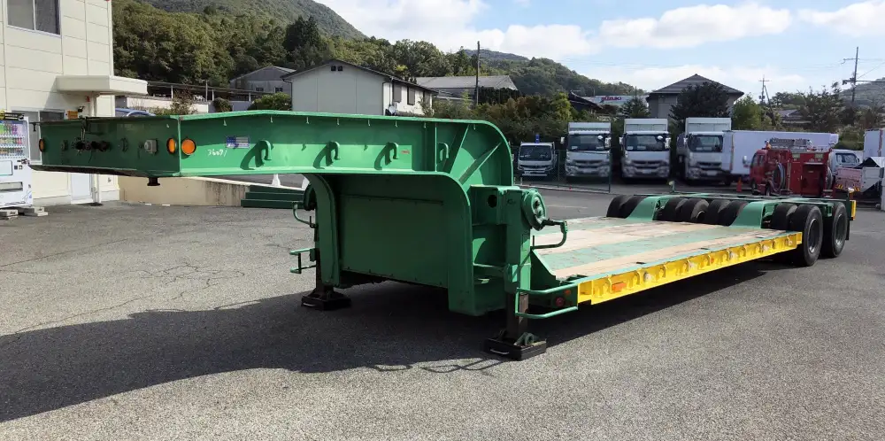 国内・その他 国産車その他 トレーラー/その他 トレーラー 2軸 16輪 の中古トラック【車両No.175815】