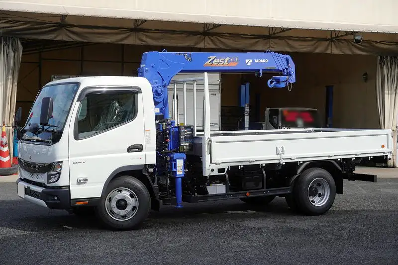 三菱 キャンター 小型 クレーン付 4段 ラジコン の中古トラック【車両No.175972】