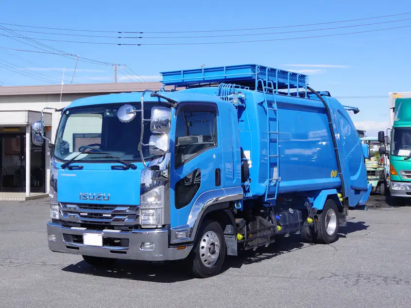 いすゞ フォワード 中型/増トン パッカー車 プレス式 ベッド の中古トラック【車両No.176114】