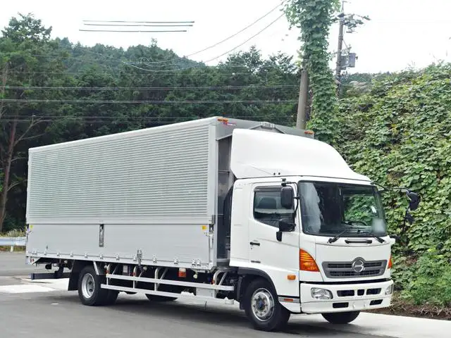 日野 レンジャー 中型/増トン ウイング 床鉄板 ベッド の中古トラック【車両No.176236】