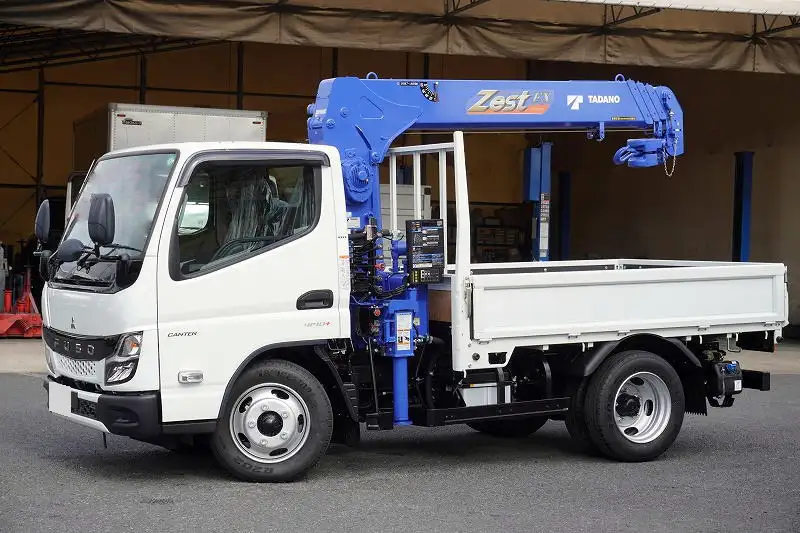 三菱 キャンター 小型 クレーン付 4段 ラジコン の中古トラック【車両No.176473】