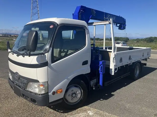 日野 デュトロ 小型 クレーン付 4段 ラジコン の中古トラック【車両No.176513】