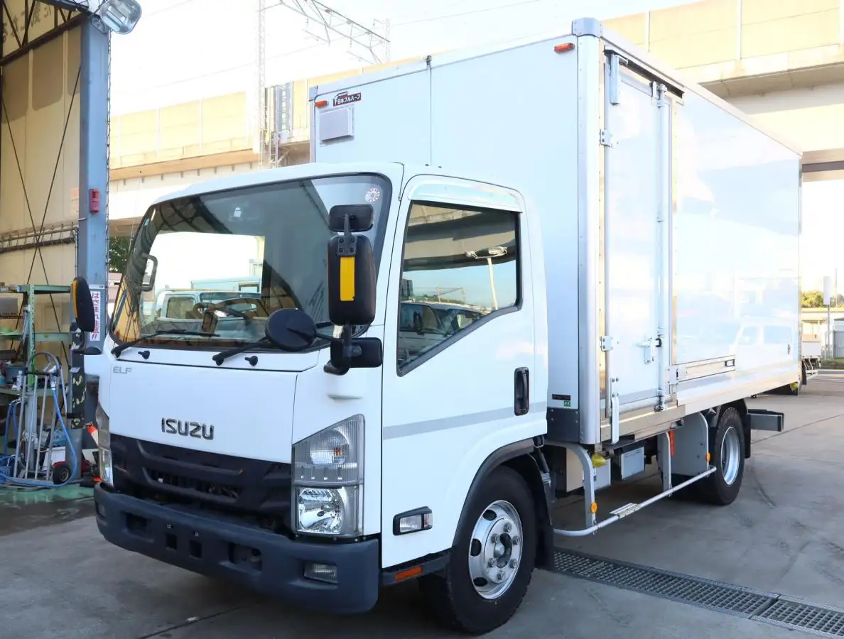 いすゞ エルフ 小型 冷凍冷蔵 保冷 2室 の中古トラック【車両No.176682】