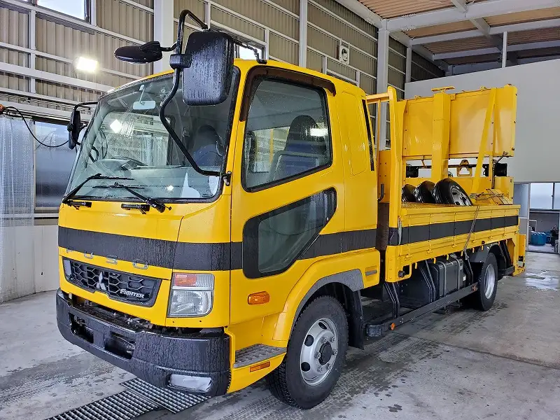 三菱 ファイター 中型/増トン 特殊車両 TKG-FK61F H29 の中古トラック【車両No.174590】