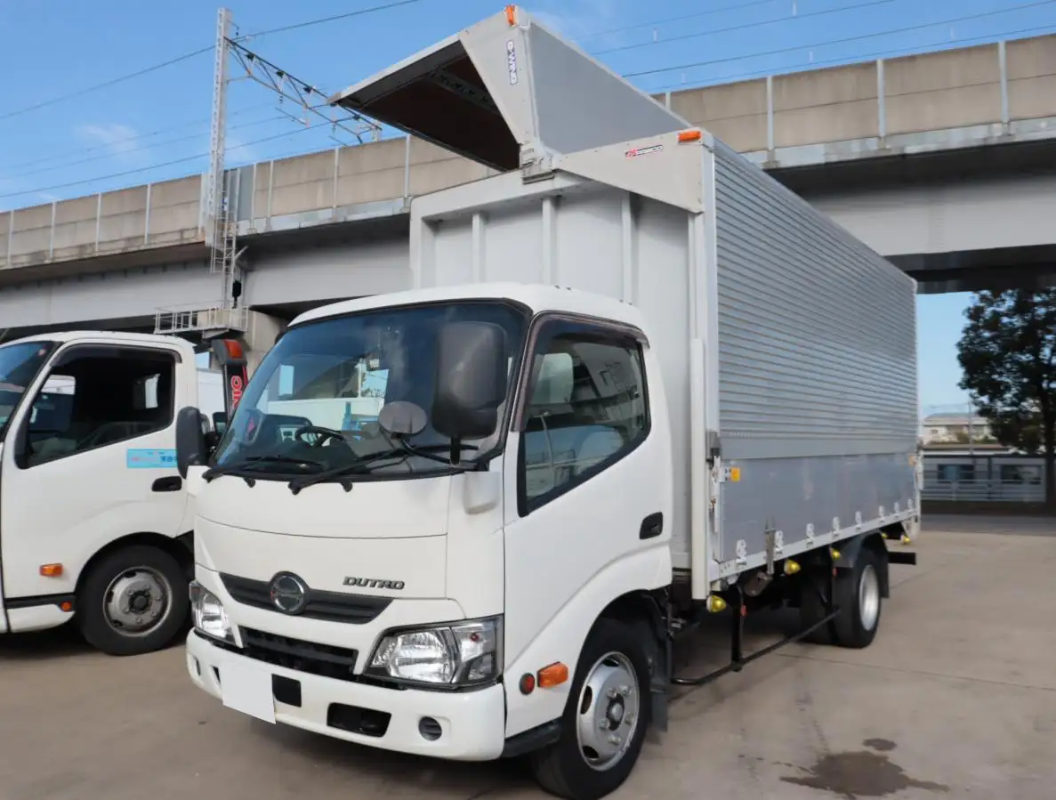 日野 デュトロ 小型 ウイング TKG-XZU655M H29 の中古トラック【車両No.176908】