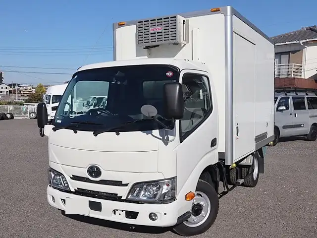 トヨタ ダイナ 小型 冷凍冷蔵 低温 スタンバイ の中古トラック【車両No.176938】