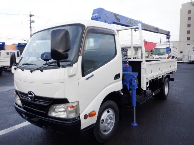 日野 デュトロ 小型 クレーン付 3段 ラジコン の中古トラック【車両No.177145】
