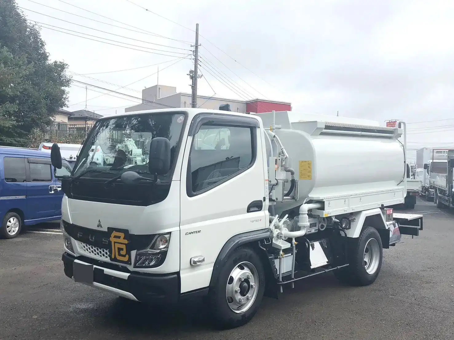 三菱 キャンター 小型 タンク車 ローリー 2PG-FEA80 の中古トラック【車両No.177452】