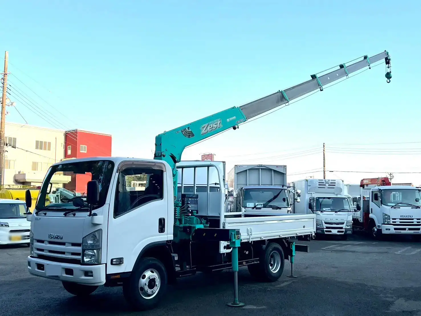 いすゞ エルフ 小型 クレーン付 床鉄板 6段 の中古トラック【車両No.177490】