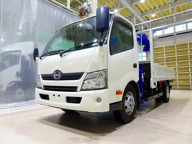 日野 デュトロ 小型 クレーン付 6段 ラジコン の中古トラック【車両No.177618】