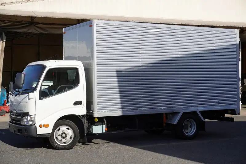 トヨタ トヨエース 小型 アルミバン TPG-XZU655 H30 の中古トラック【車両No.177670】
