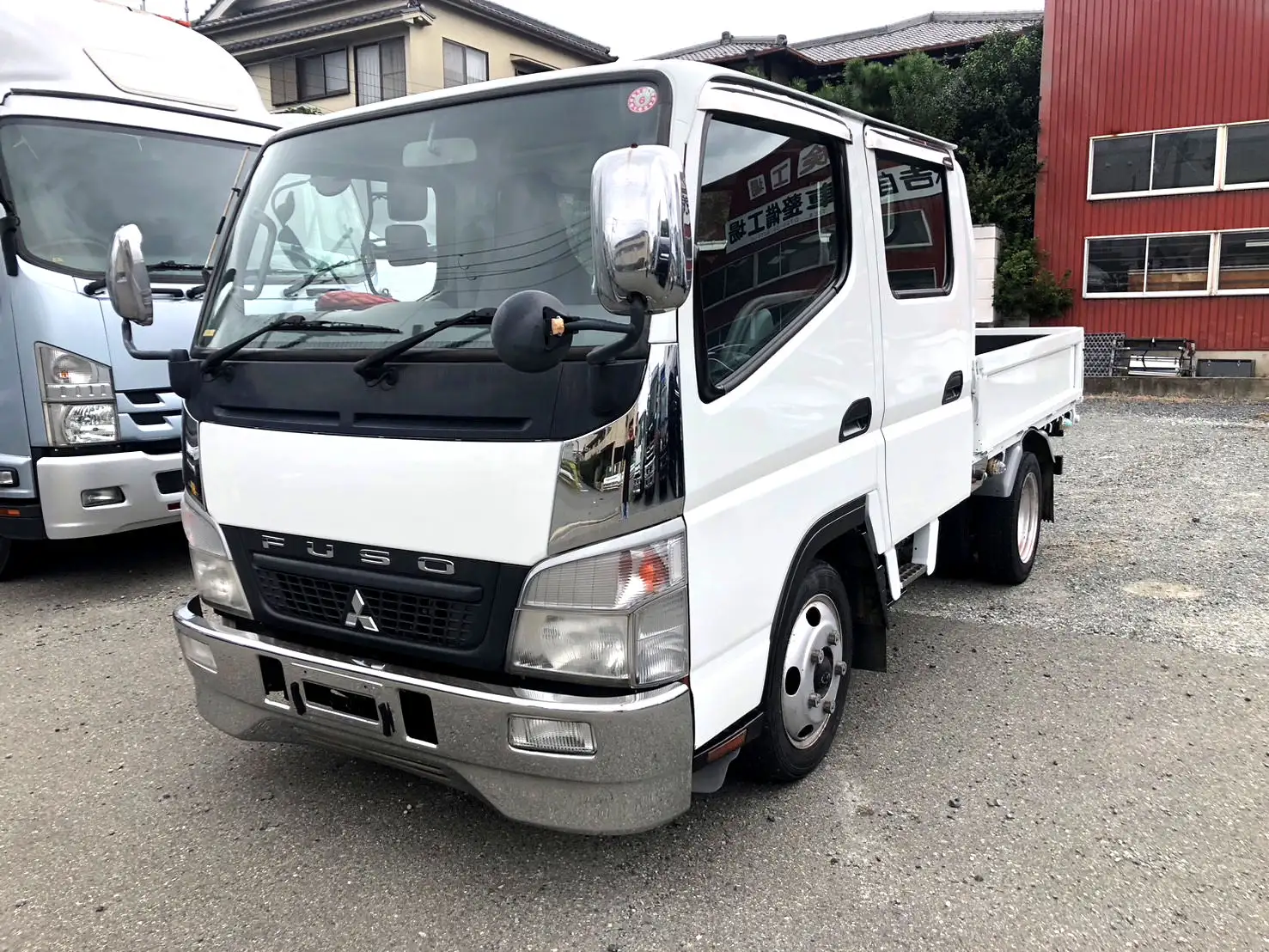 三菱 キャンター 小型 平ボディ Wキャブ PDG-FE70B の中古トラック【車両No.177646】
