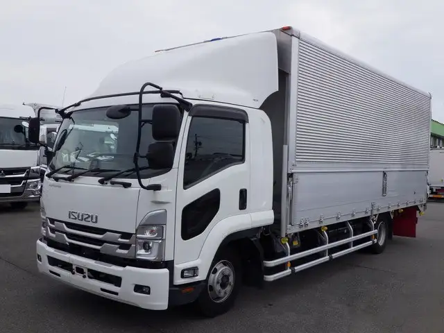 いすゞ フォワード 中型/増トン ウイング エアサス ベッド の中古トラック【車両No.178426】