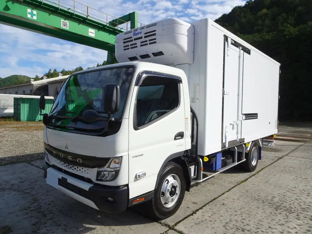 三菱 キャンター 小型 冷凍冷蔵 低温 パワーゲート の中古トラック【車両No.178445】