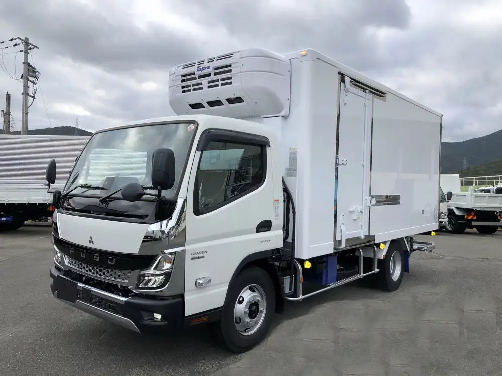 三菱 キャンター 小型 冷凍冷蔵 低温 パワーゲート の中古トラック【車両No.178446】