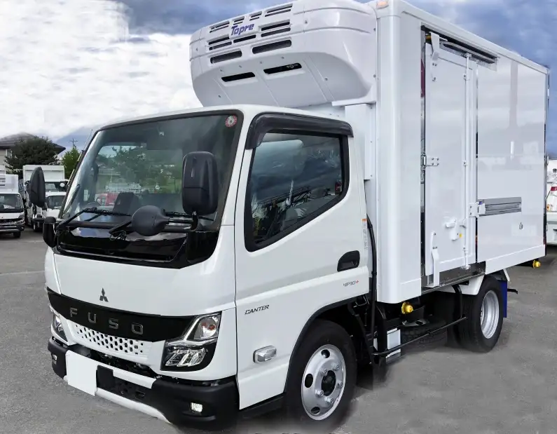 三菱 キャンター 小型 冷凍冷蔵 低温 床ステン の中古トラック【車両No.178447】
