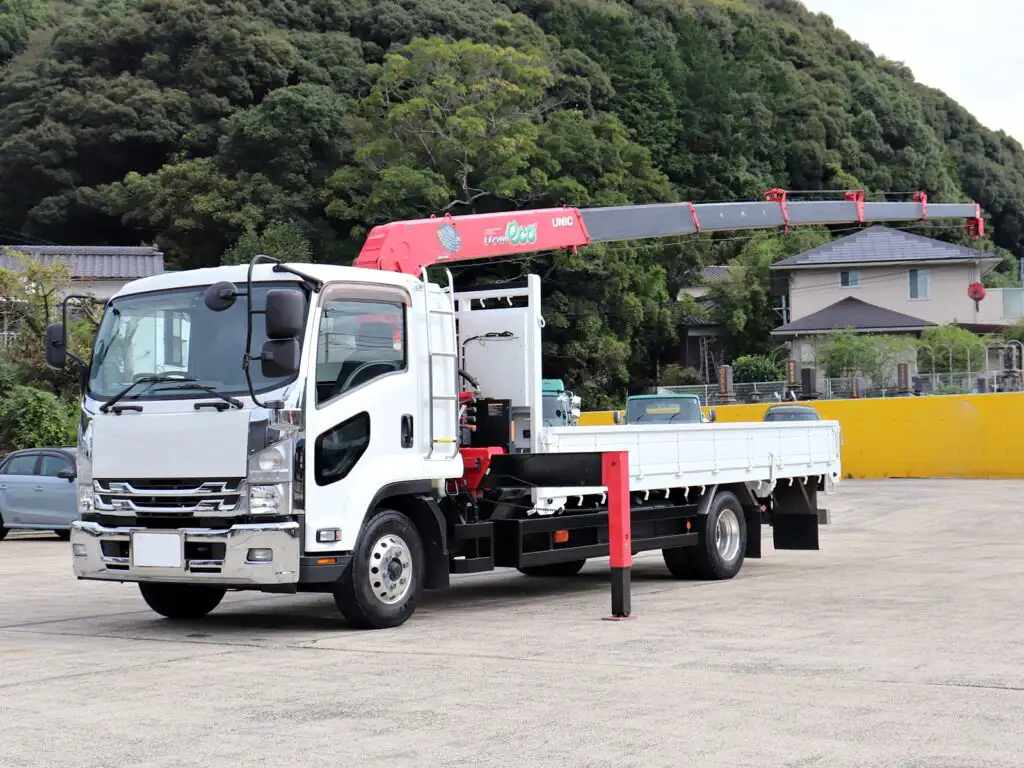 いすゞ フォワード 中型/増トン クレーン付 床鉄板 6段 の中古トラック【車両No.178528】