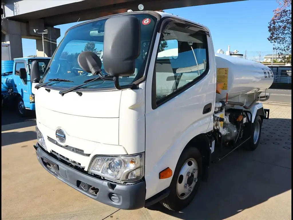 日野 デュトロ 小型 タンク車 散水車 2RG-XZU605M の中古トラック【車両No.178647】
