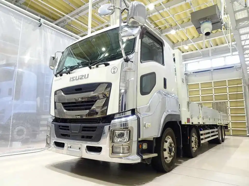 いすゞ ギガ 大型 車両重機運搬 ラジコン ウインチ の中古トラック【車両No.179127】