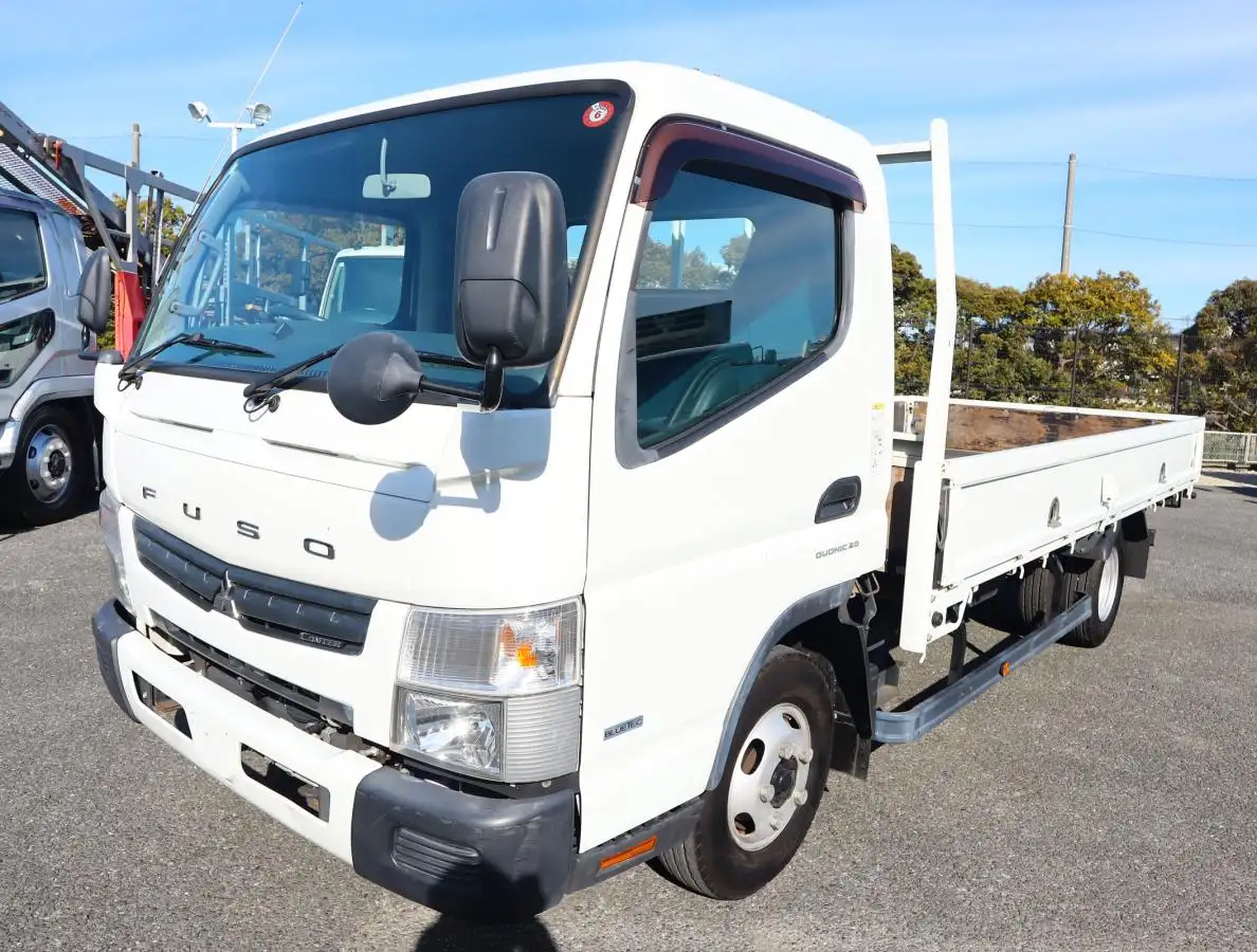 三菱 キャンター 小型 平ボディ TKG-FEB20 H27 の中古トラック【車両No.179451】